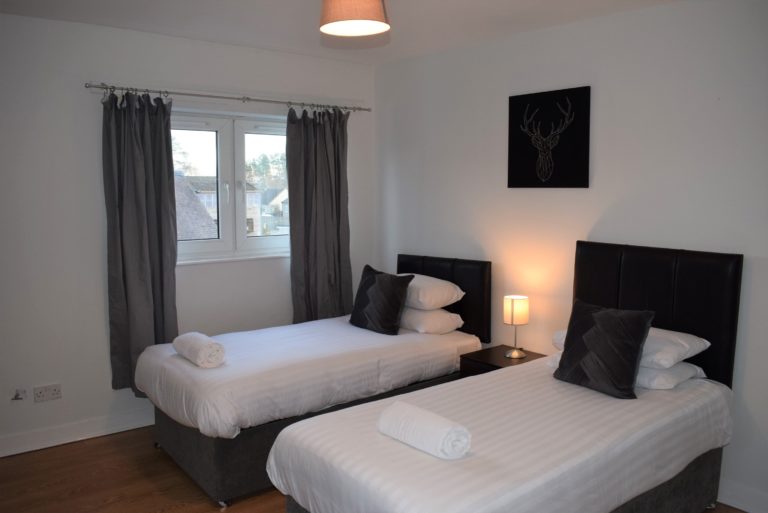 Callum Apartment- (3 Bedrooms) Livingston, Edinburgh